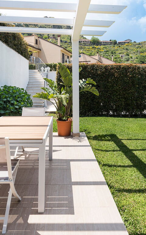 Villa Giutitta: Eksteriør, Hage