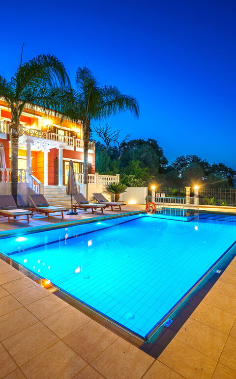 Iro Royal Villa: basseng, Eksteriør, Utendørs