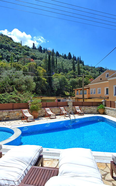 Villa Angie: basseng, Utendørs