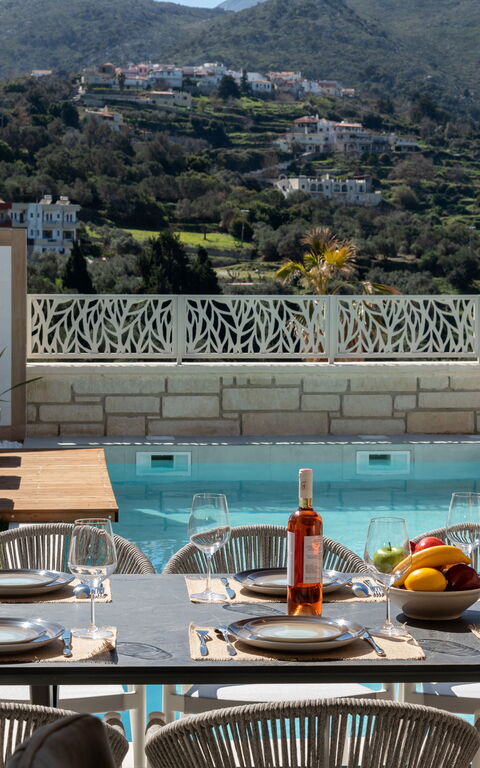 Villa Silentium Evilia: basseng, Eksteriør, Hage, Utendørs