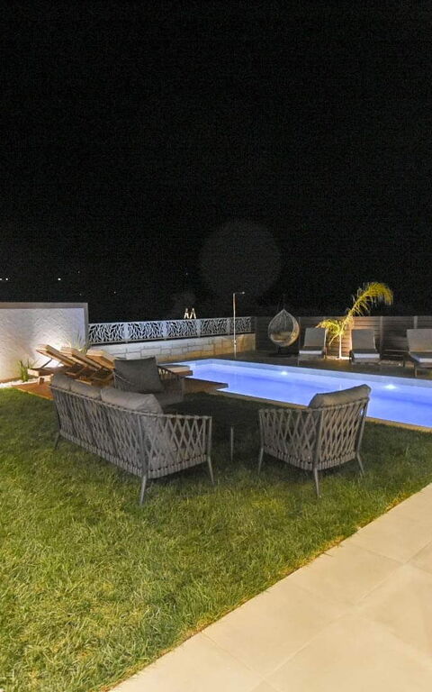 Villa Silentium Evilia: basseng, Eksteriør, Hage, Utendørs