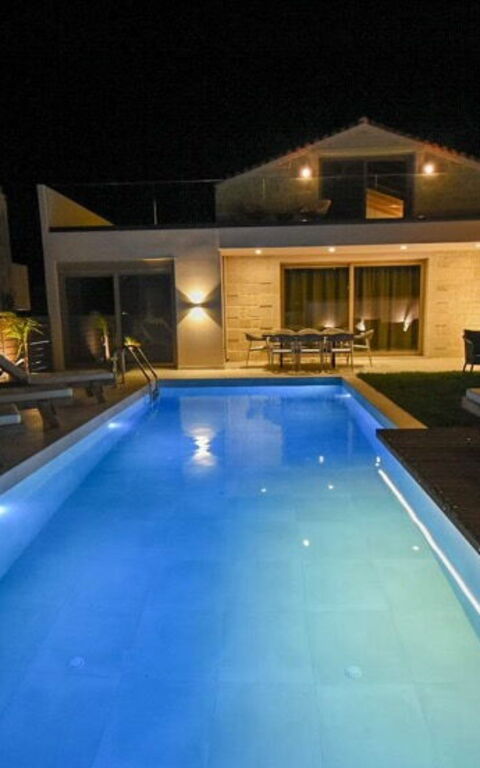 Villa Silentium Evilia: basseng, Eksteriør, Hage, Utendørs