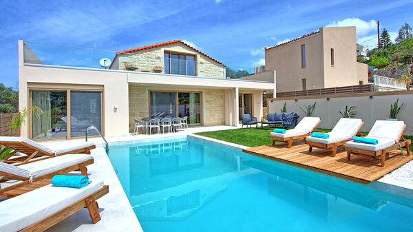 Villa Silentium Evilia: basseng, Eksteriør, Hage, Utendørs