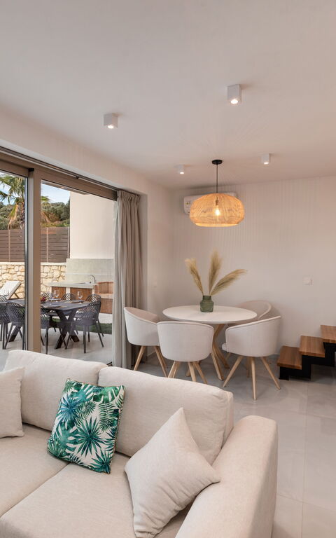 Villa Silentium Olia: Lunsjrom, Stue