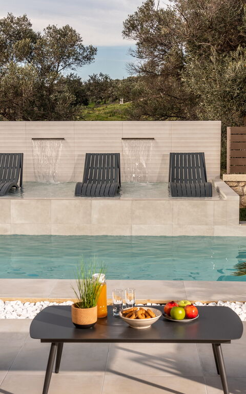 Villa Silentium Olia: basseng, Eksteriør, Utendørs