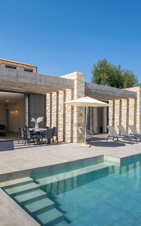 Villa Otter: basseng, Eksteriør, Utendørs