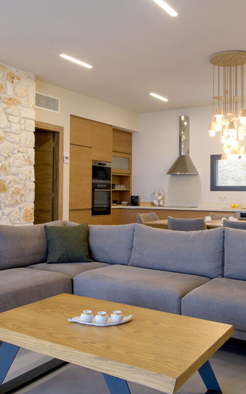 Villa Otter: Kjøkken, Lunsjrom, Stue