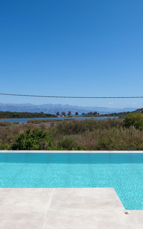 Villa Otter: basseng, Utendørs, Visningar