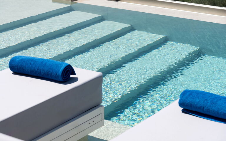 Seaview Lux: basseng, Eksteriør, Utendørs