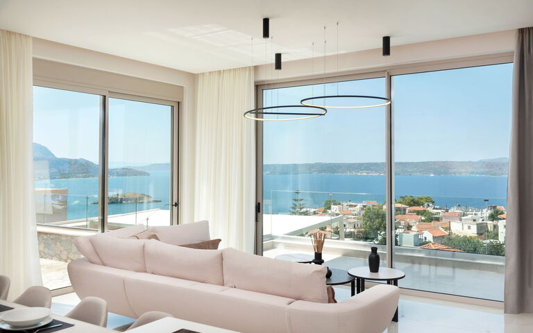 Seaview Lux: Kjøkken, Stue
