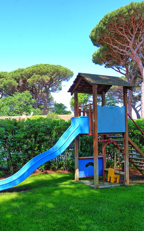 Villa Dolce Vita: Hage, Utendørs