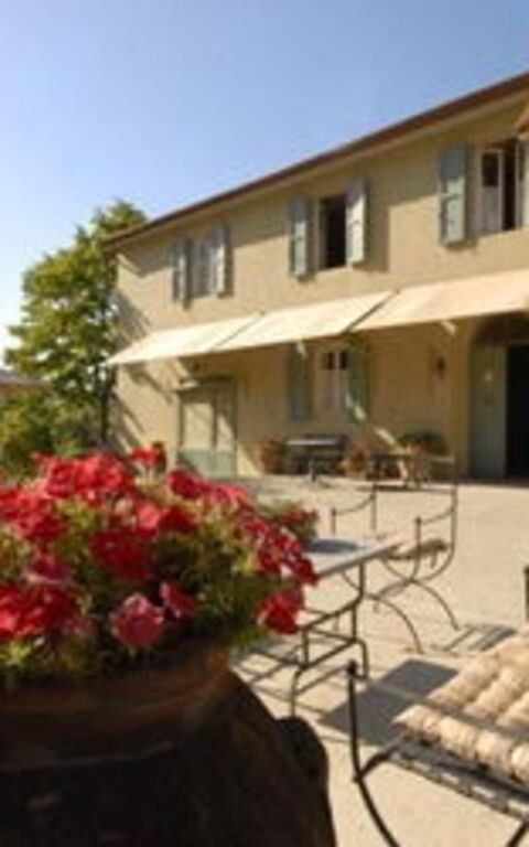 Bello Stare: Eksteriør, Utendørs