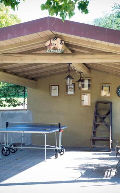 Bello Stare: Eksteriør, Utendørs