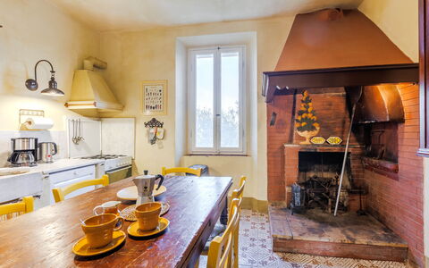 Feriebolig Giallone: Kjøkken, Lunsjrom