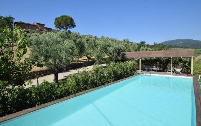 Bello Stare: basseng, Eksteriør, Utendørs