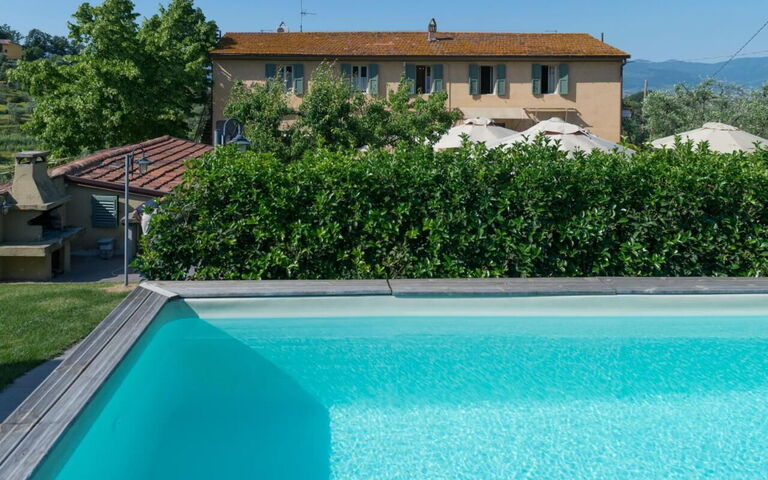 Bello Stare: basseng, Eksteriør, Utendørs