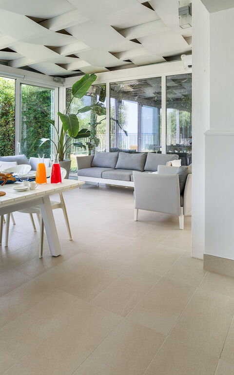 Stella Maris: Lunsjrom