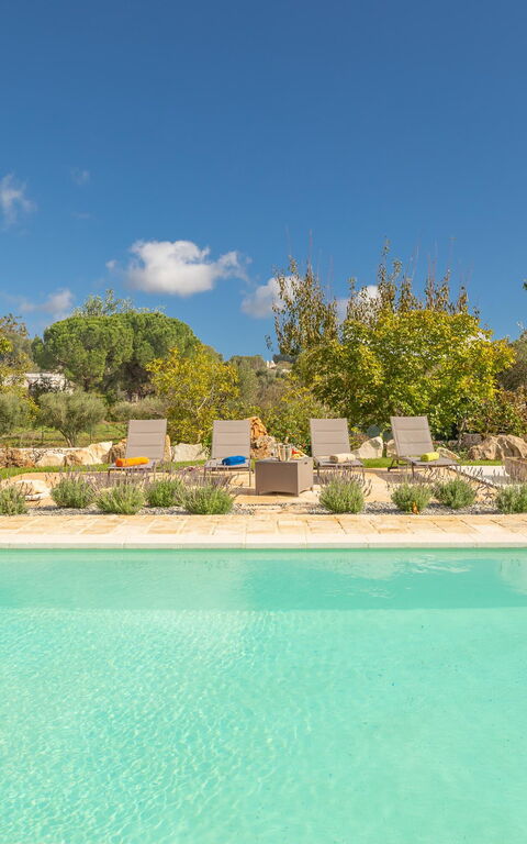 Trullo Adea: basseng, Eksteriør, Utendørs