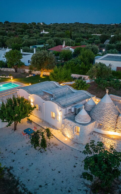 Trullo Adea: basseng, Visningar