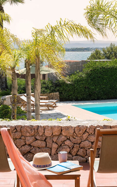 Villa Madda: basseng, Utendørs