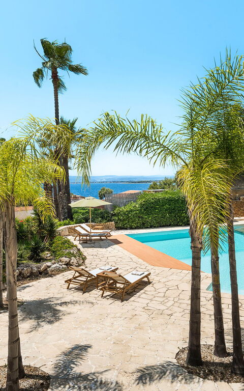 Villa Madda: basseng, Utendørs