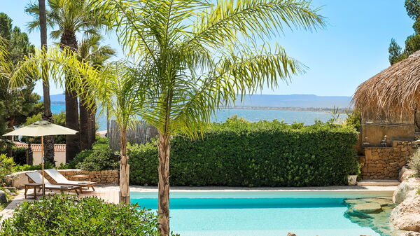 Villa Madda: basseng, Utendørs