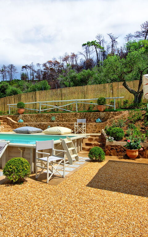 Casarosa Di Mariasole: basseng, Eksteriør, Utendørs