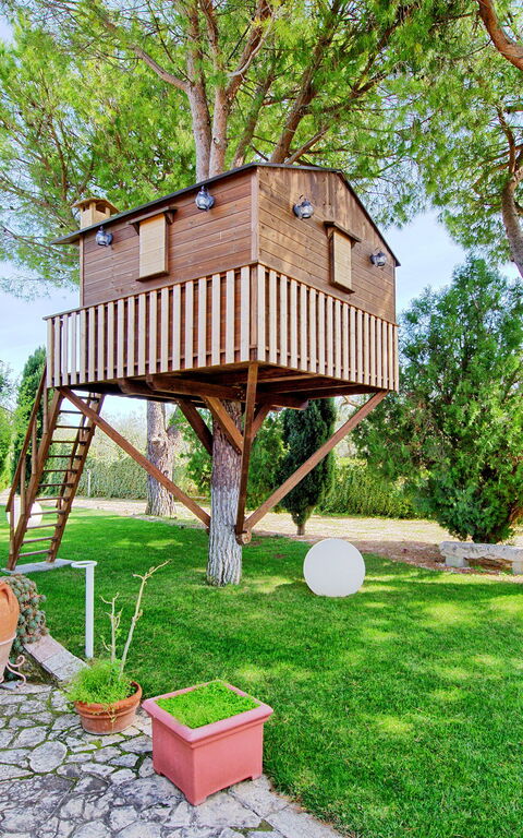 Villa Tagliaferri: Hage, Sommer