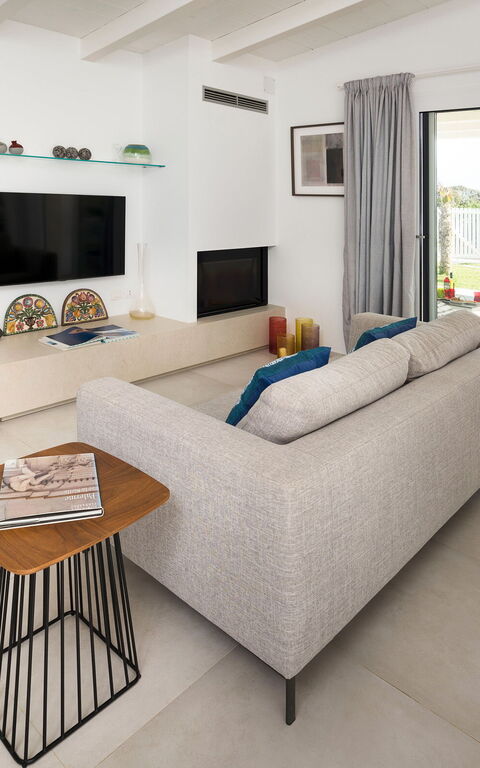 Villa Azulea: Kjøkken, Stue