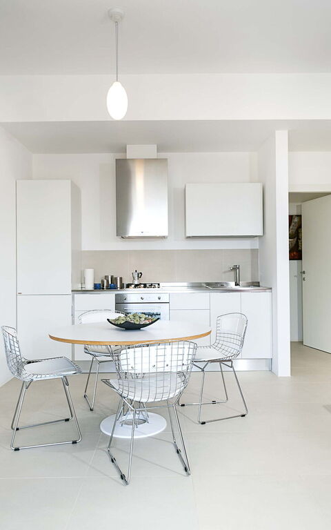 Villa Capo Passero: Kjøkken, Stue