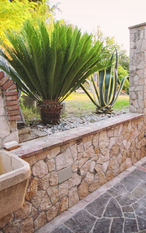 Villa Malu: Eksteriør, Utendørs