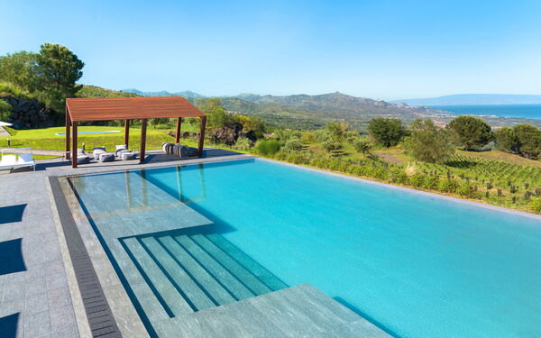 Tenuta della Contea: basseng, Eksteriør, Hage, Utendørs, Visningar