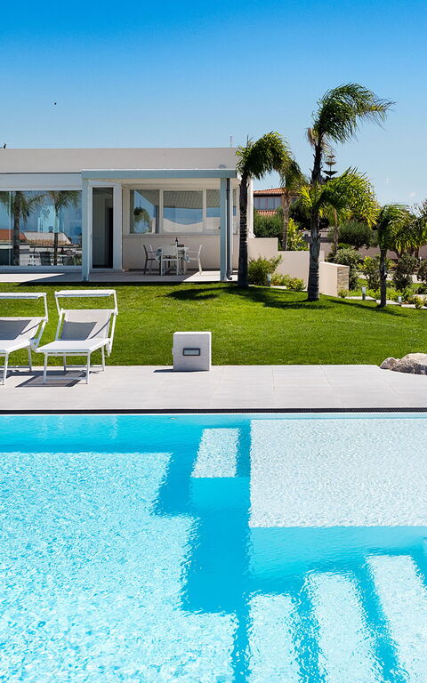 Diantha: basseng, Eksteriør, Hage, Utendørs