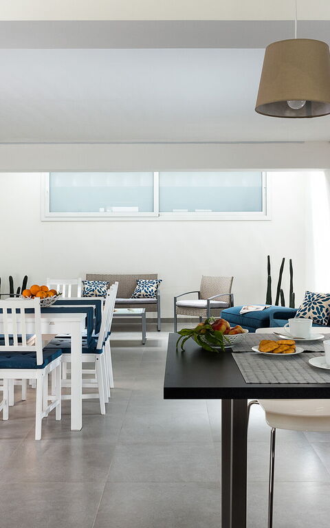 Diantha: Kjøkken, Lunsjrom, Stue