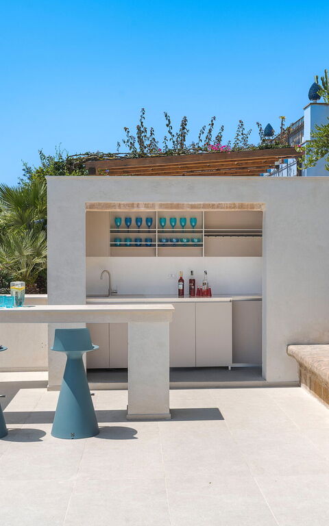 Pigna Blue: Eksteriør, Utendørs