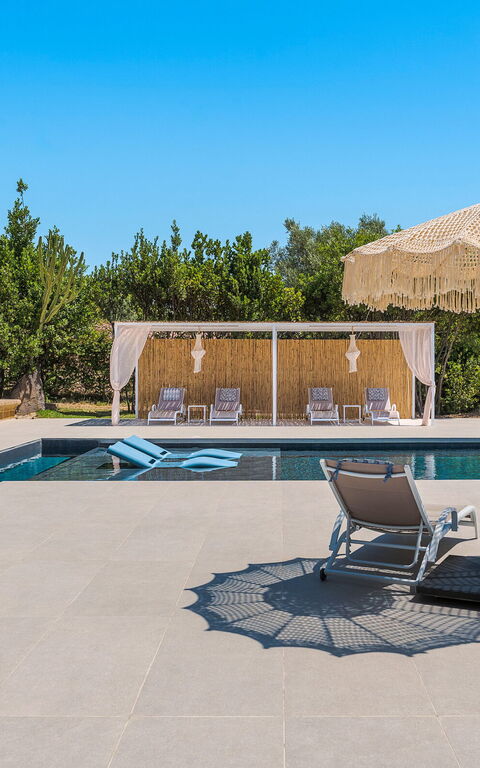 Pigna Blue: basseng, Eksteriør, Utendørs