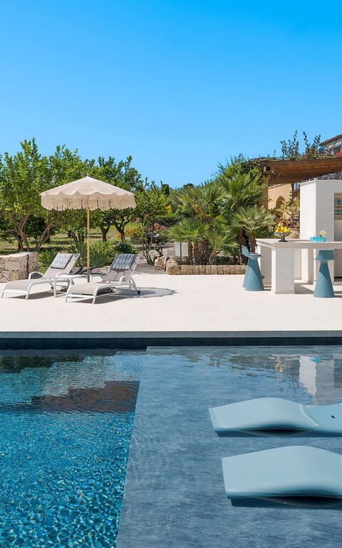 Pigna Blue: basseng, Eksteriør, Utendørs