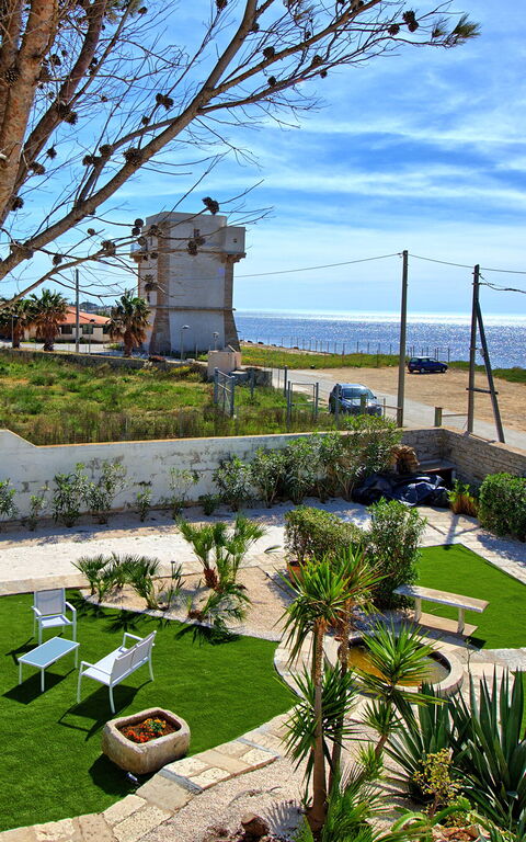 Villa Maraus: Eksteriør, Hage, Utendørs