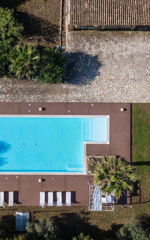 Villa Maraus: basseng, Hage