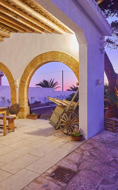 Villa Maraus: Eksteriør, Utendørs