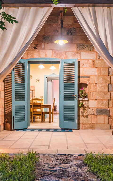 Villa Astrea: Balkong / terrasse / uteplass, Eksteriør, Hage, Hovedinngang