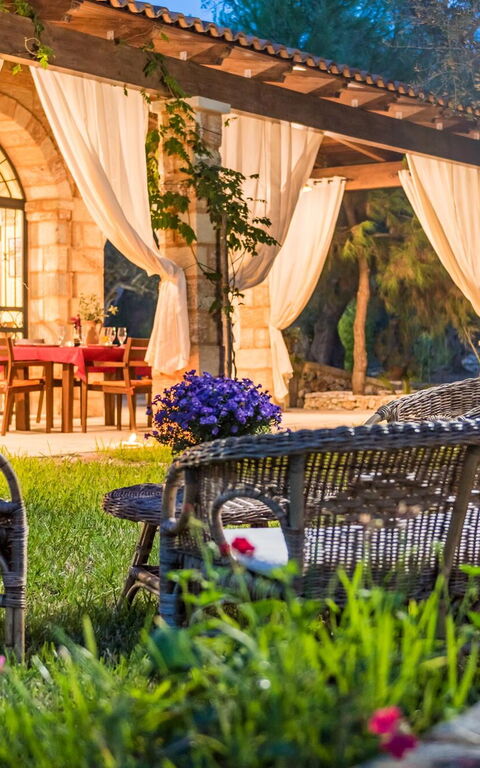 Villa Astrea: Eksteriør, Hage, Utendørs