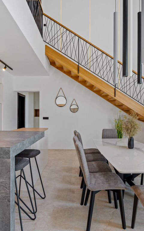 Villa Loma: Kjøkken, Lunsjrom