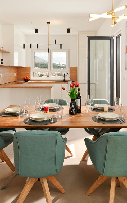 Villa Stella: Kjøkken, Lunsjrom