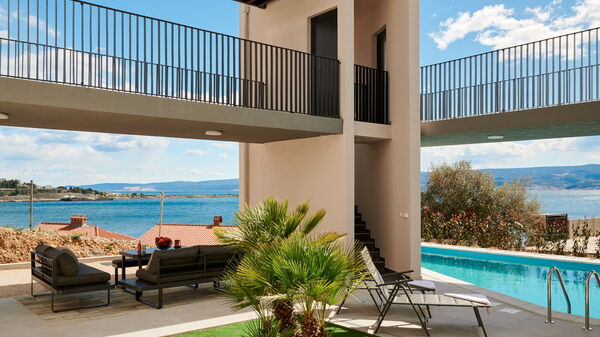 Villa Stella: Balkong / terrasse / uteplass, basseng, Utendørs, Visningar