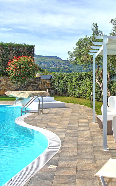 Villa Demetra: basseng, Eksteriør, Utendørs