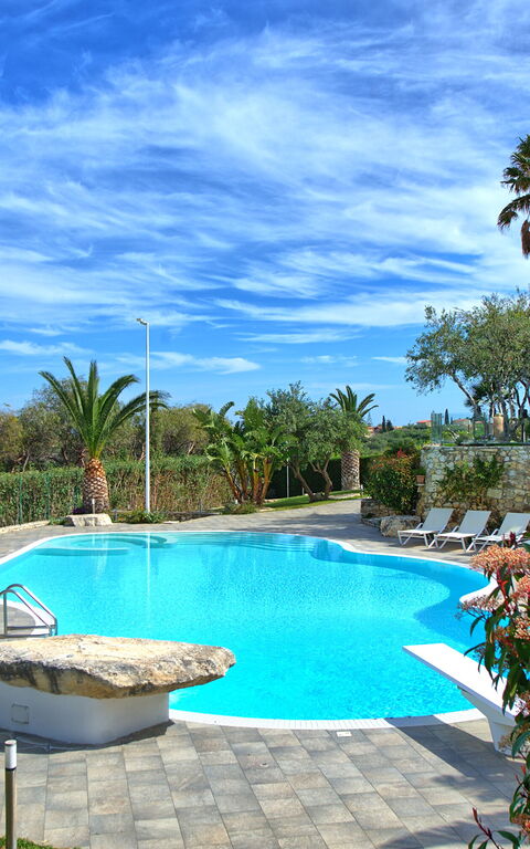 Villa Demetra: basseng, Eksteriør, Utendørs