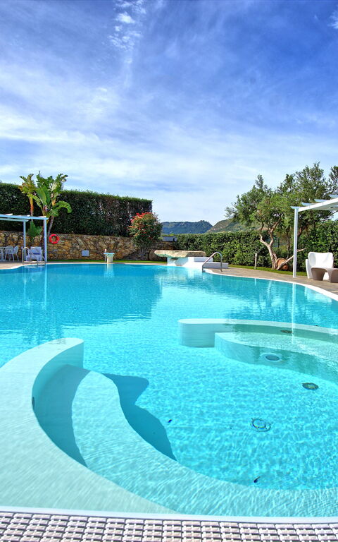 Villa Demetra: basseng, Eksteriør, Utendørs