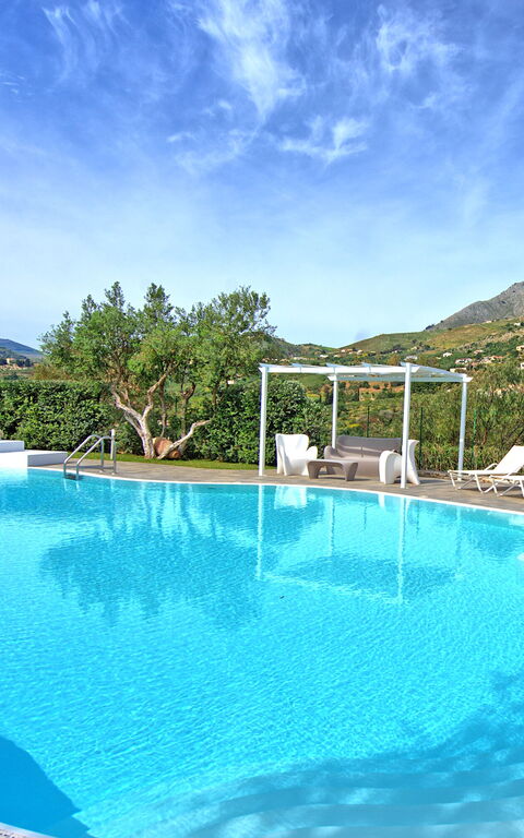 Villa Demetra: basseng, Eksteriør, Utendørs