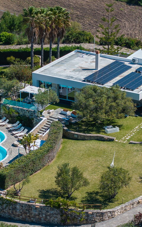Villa Demetra: basseng, Hage